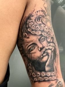 Aqua Girl aqua